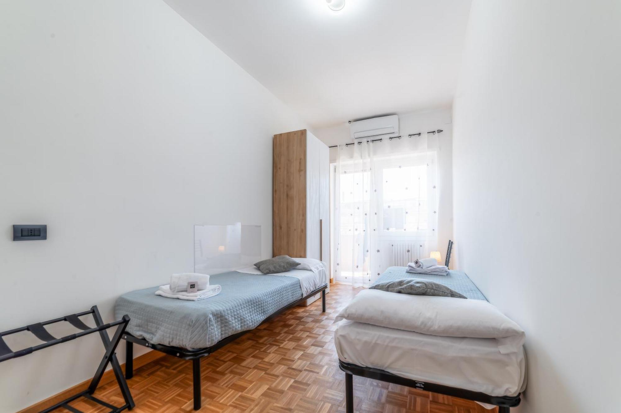 Giorgia Flat - Tiburtina Train Station - Wi-Fi Apartment Rome Bagian luar foto